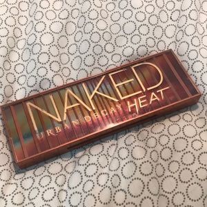 NAKED Urban Decay Heat Palette